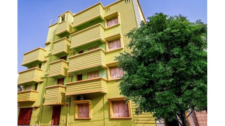 Hotel O M Palace
