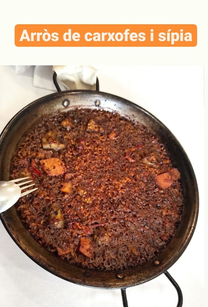 Restaurant Tocat de l'Olla — Paella