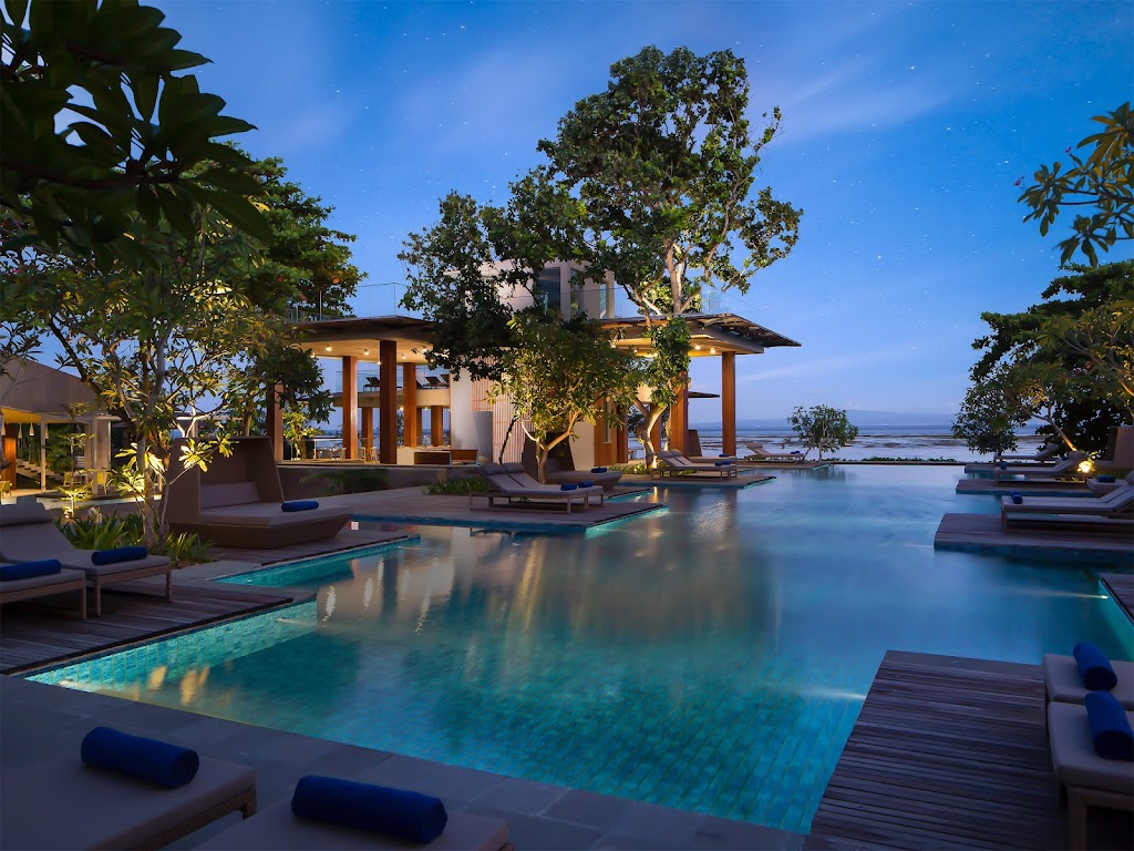 Maya Sanur Resort Spa