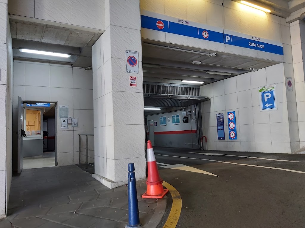 Parking Indigo - Zubi Alde — Estacionamiento