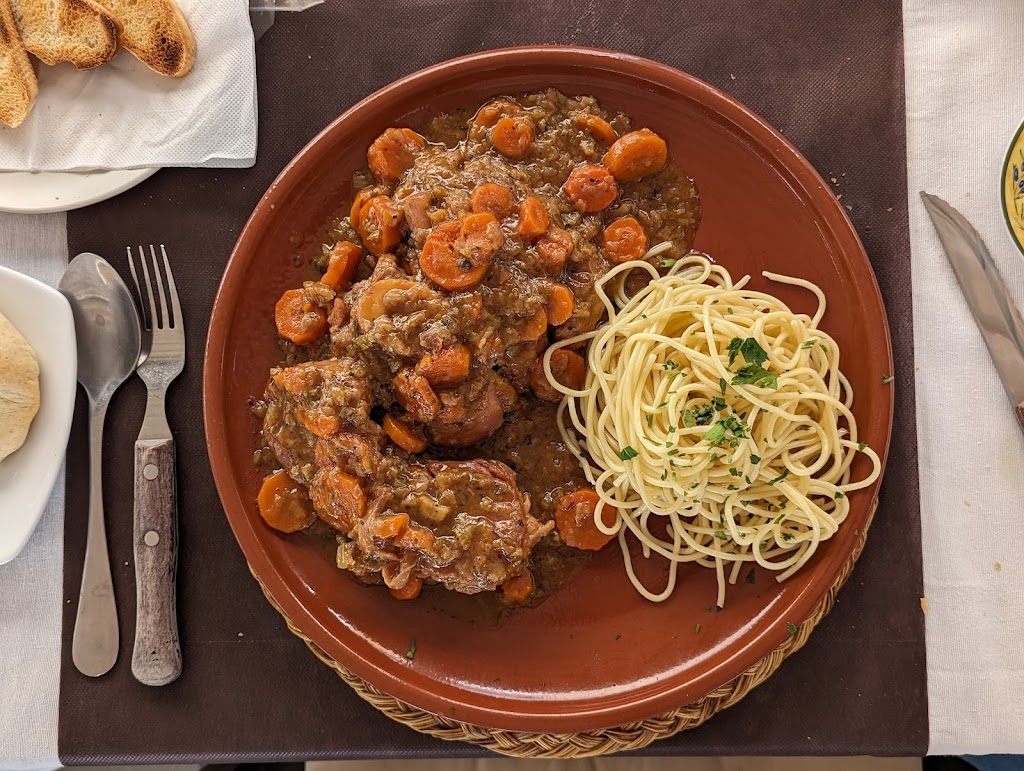 Restaurante Don Olivo (Lute y Jesus) — Comida y bebida