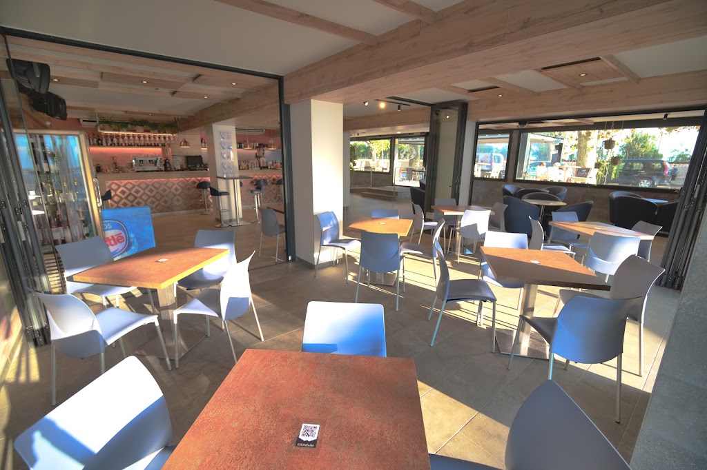 Internacional Lounge Bar & Resto — Ambiente