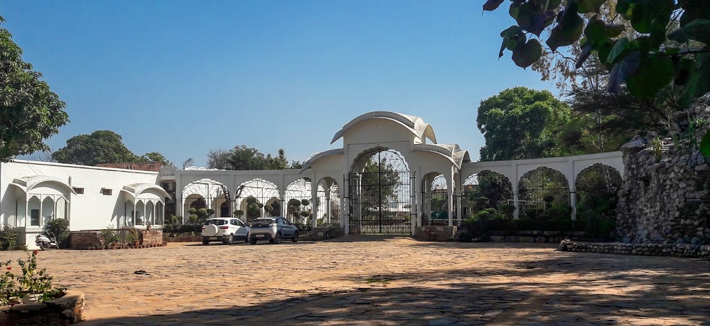 Narula Village Resort