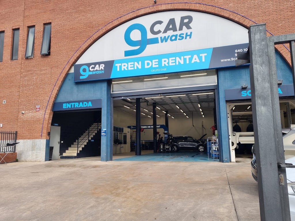 9 Carwash — Exterior