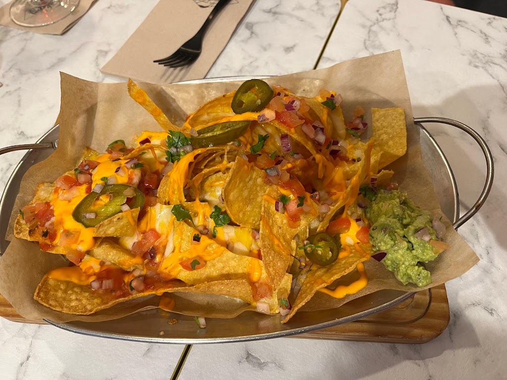 Hollywood Beach l Restaurante Calafell — Nachos