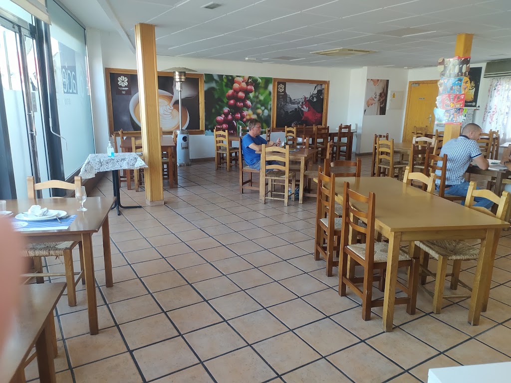 Cafe Bar Restaurante San Jose — Ambiente
