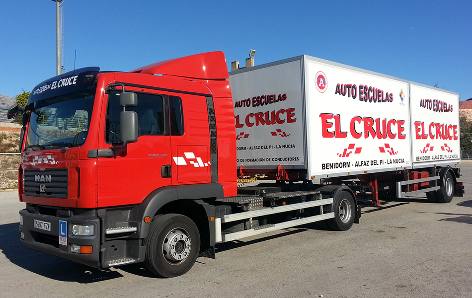 Autoescuelas El Cruce — Del propietario