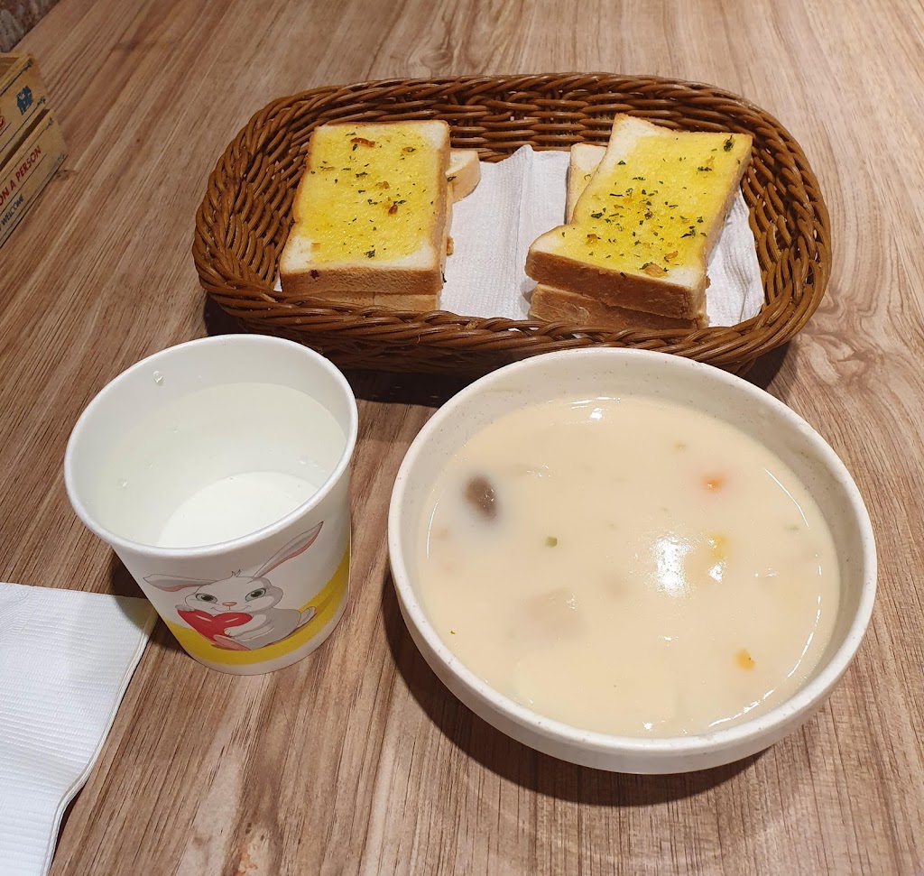 台北市大安區人从众厚切牛排(台北敦化店) - 台灣餐廳推薦手搖推薦甜點推薦買一送一優惠訊息