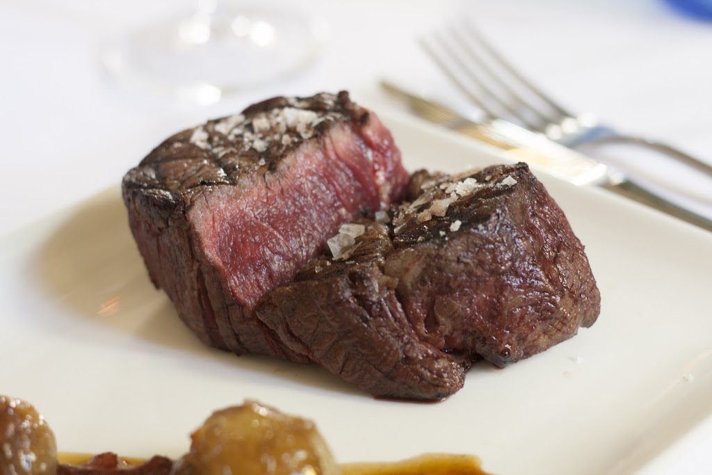 Baelo Restaurante Gastronomico — Comida y bebida