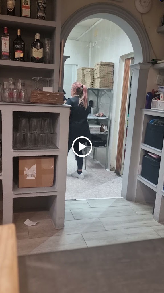 Pizzeria Doyca — Videos