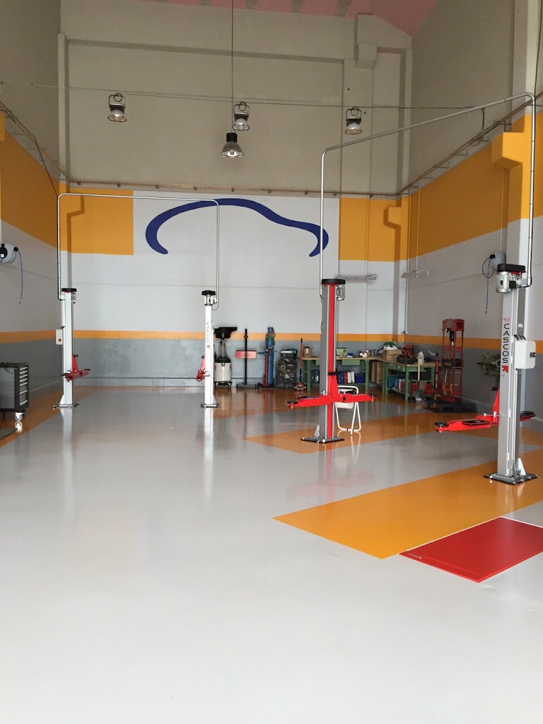 Atallu autoak — Interior