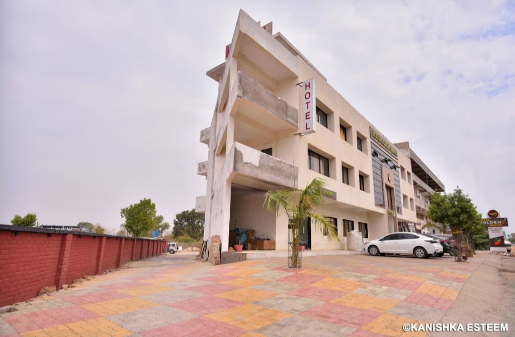 Hotel Golden Wings