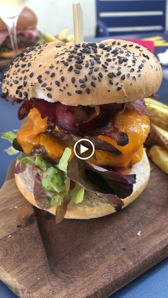 La Taverna de la Vila — Videos