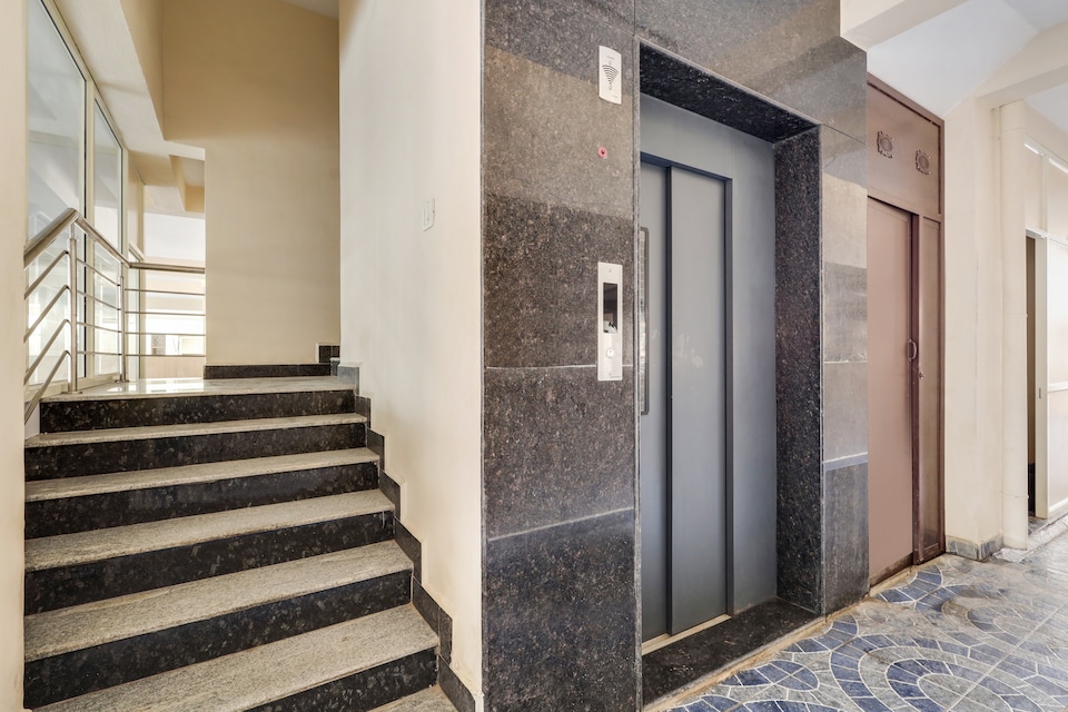 Hotel O K V R Residency Elite