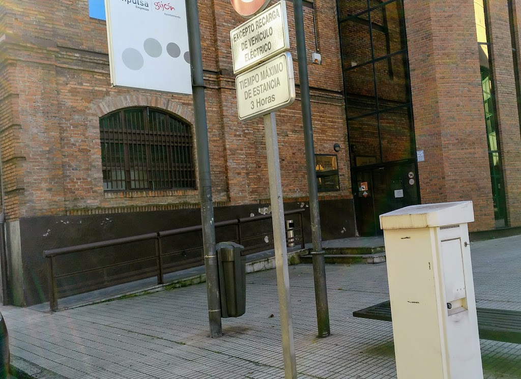 Punto de Recarga Para Coches Electricos