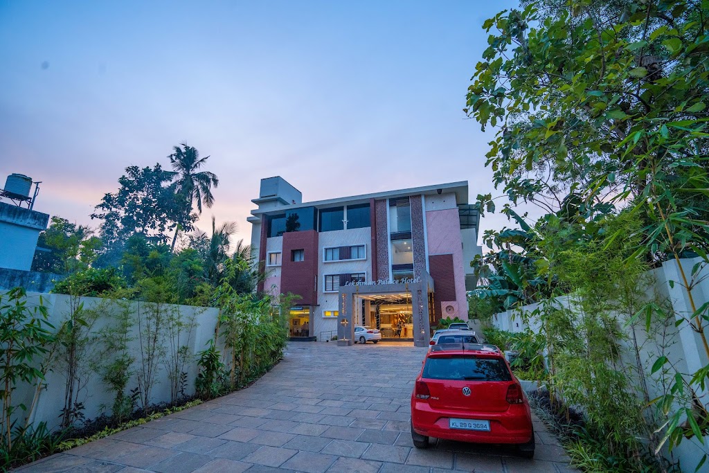 Lekshman Palace Hotel