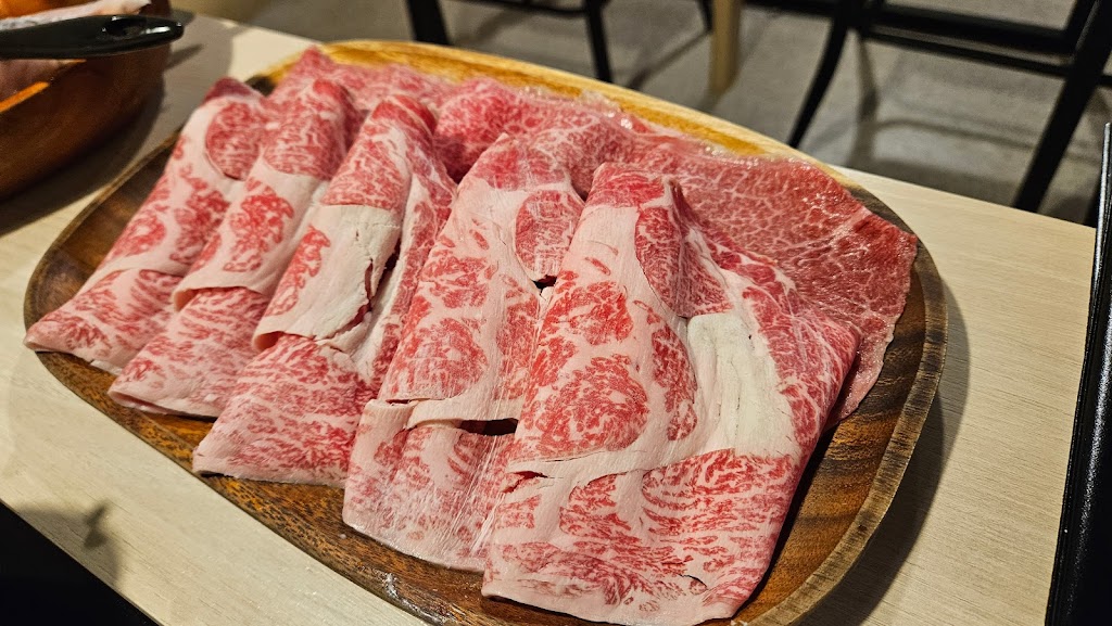 丸山鍋物 中和店-日本和牛 冷藏熟成牛肉 活龍蝦 專門店 的照片