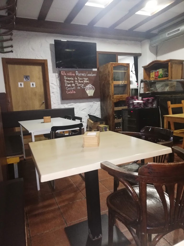 Capri Gastrobar — Ambiente