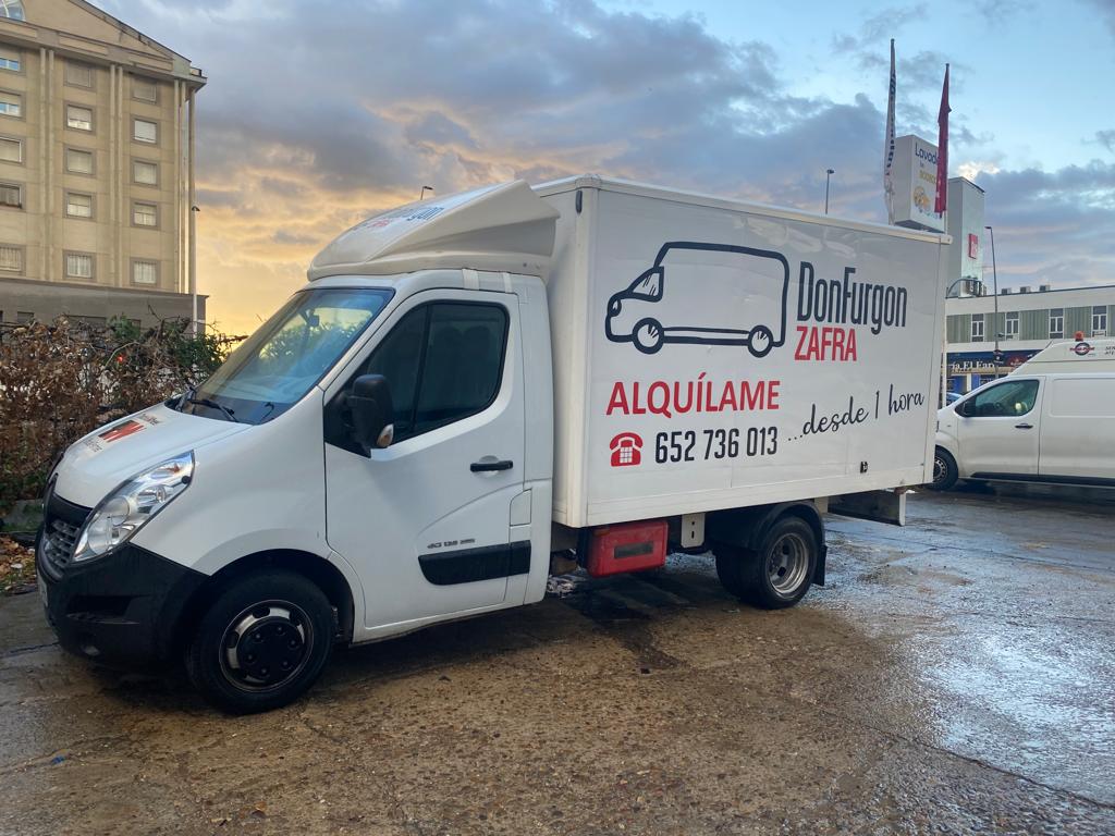 Don FurGo Zafra | Alquiler de Furgonetas