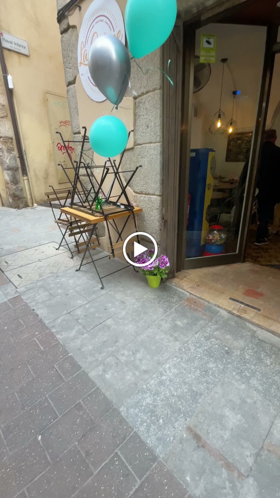La Creme - Lounge & Bar — Videos