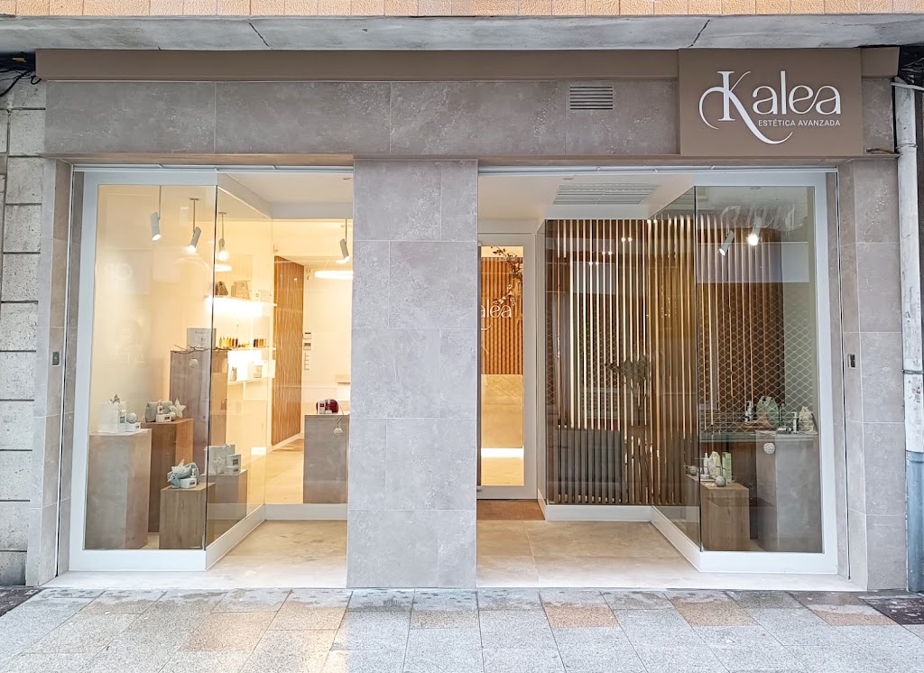 Kalea — Exterior