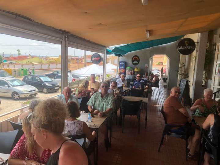 Jollys bar — Ambiente