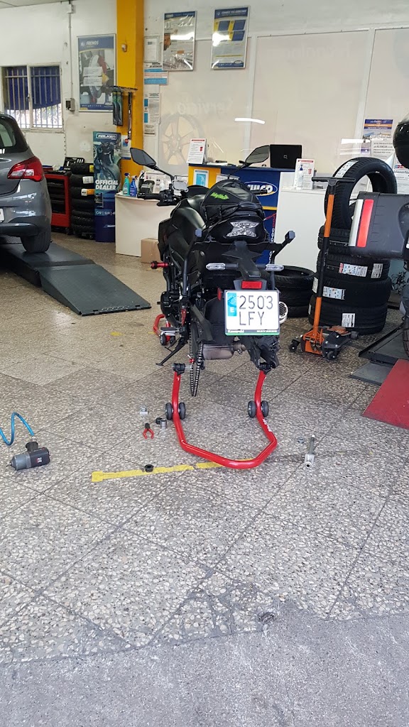 NEUMATICOS VALDIVIESO S.L. — Taller