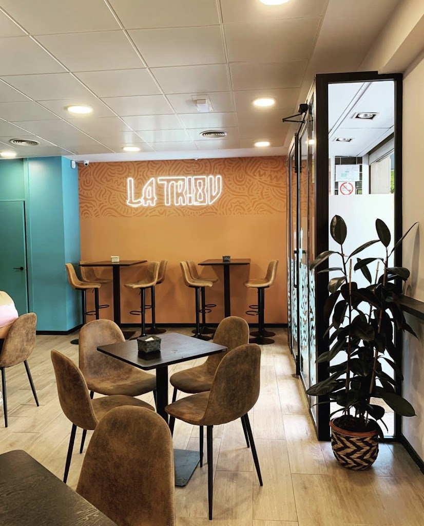 La TriBu - Desayunos, Cafes y Copas — Del propietario