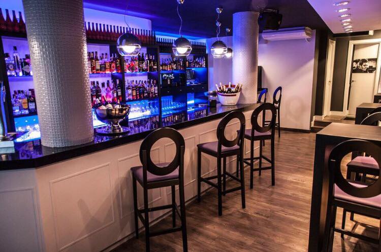 Bar La Dolce Vita — Ambiente