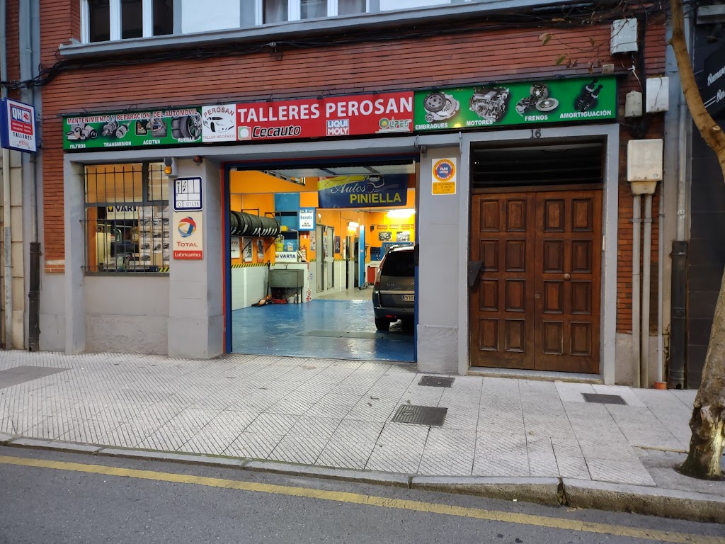 Talleres Perosan — Exterior