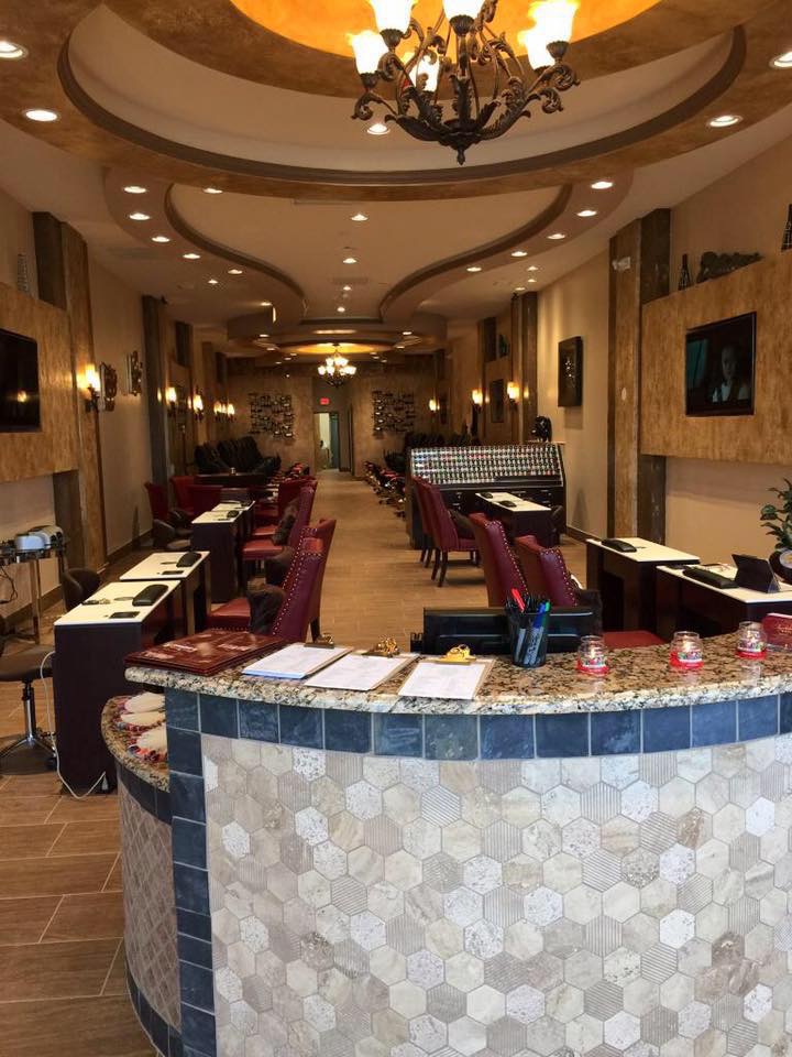 Signature Nail Salon And Spa - Orland Park, IL
