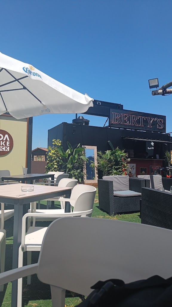 Maui Beach Patos — Ambiente