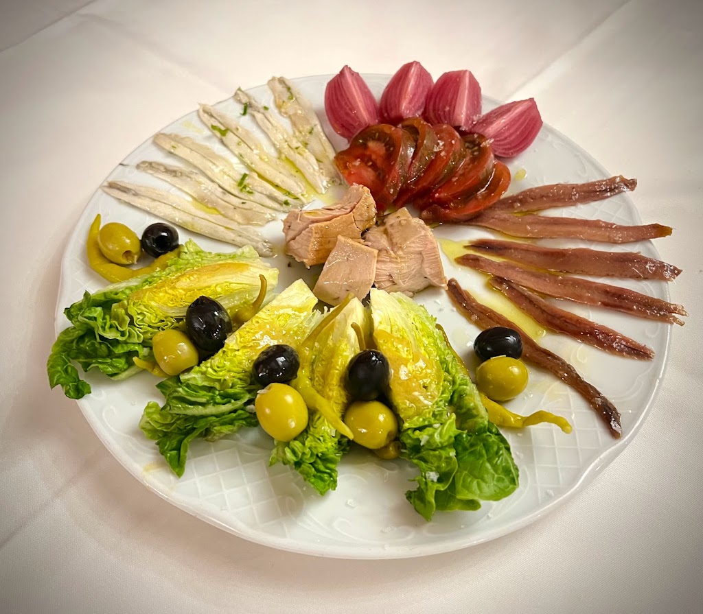 Restaurante Asador de Velazquez — Comida y bebida