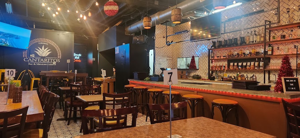 Los Cantaritos