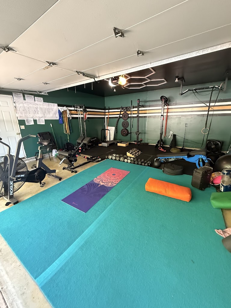  Benjamin Mills Strength & Health Coaching