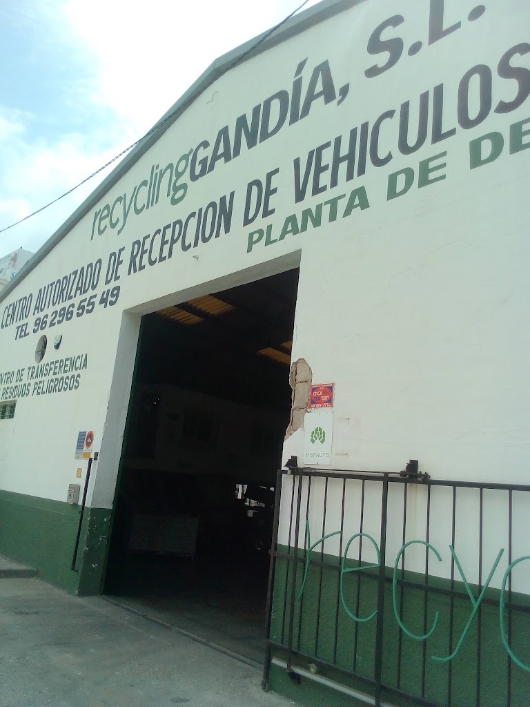Recycling Gandia — Exterior