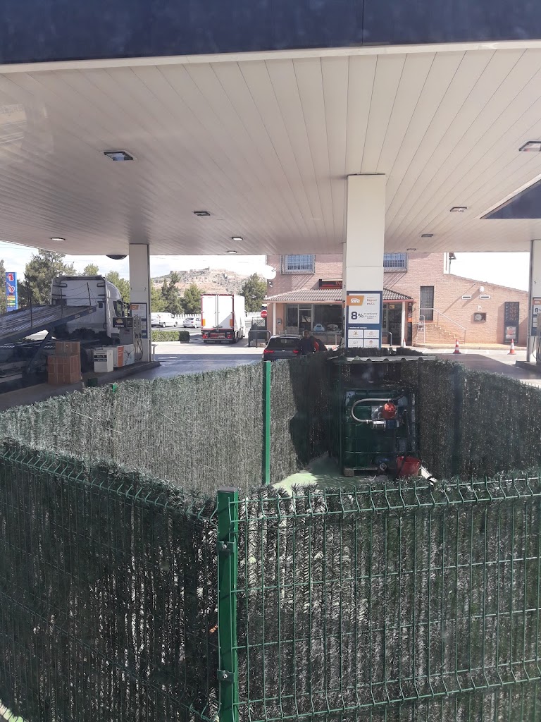 Gasolinera REPSOL — Surtidor de combustible