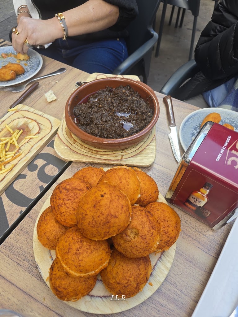 Cafe Bar Seis u 7 — Mas recientes