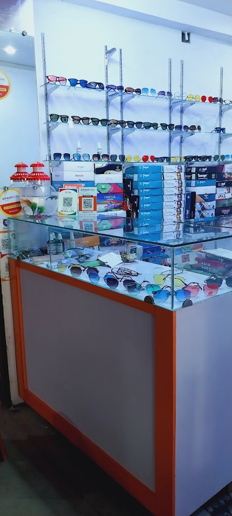Eye Opticals