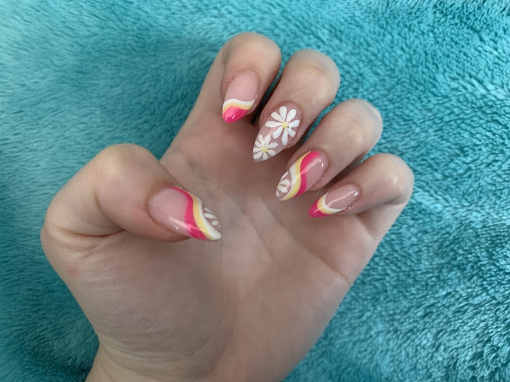 Universal Nails & Spa, 3561 Middle Rd, Bettendorf, IA 52722 - Bettendorf, IA