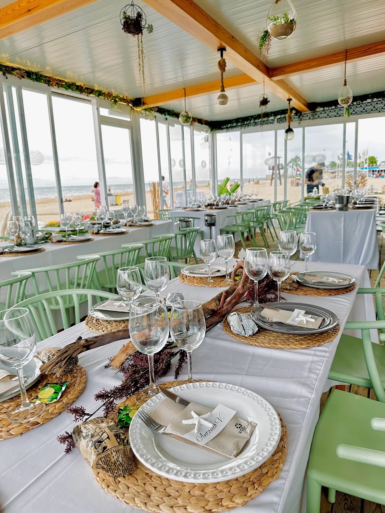 Restaurante Beach Bar A-Gusto — Comida y bebida