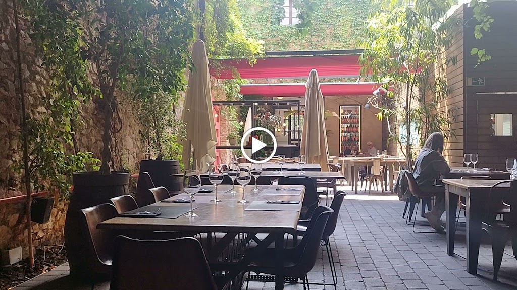 Vermuts Rofes Restaurante — Videos