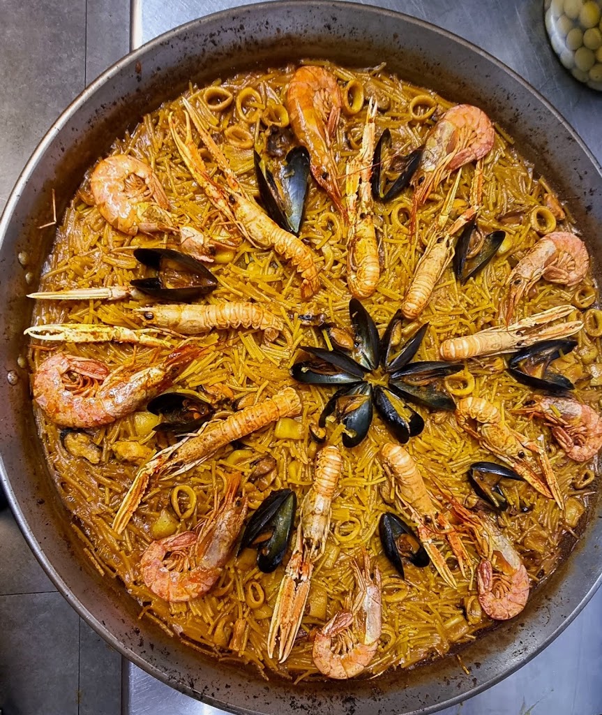 Restaurante Club De Tenis Helios — Comida y bebida
