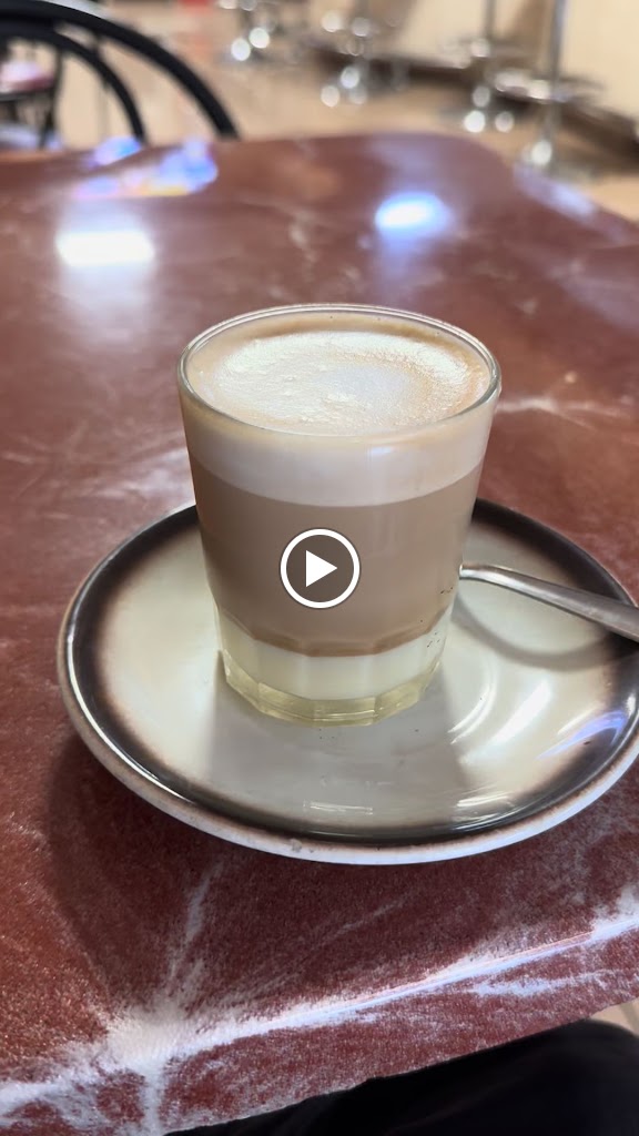 Cafeteria El Pepito — Videos