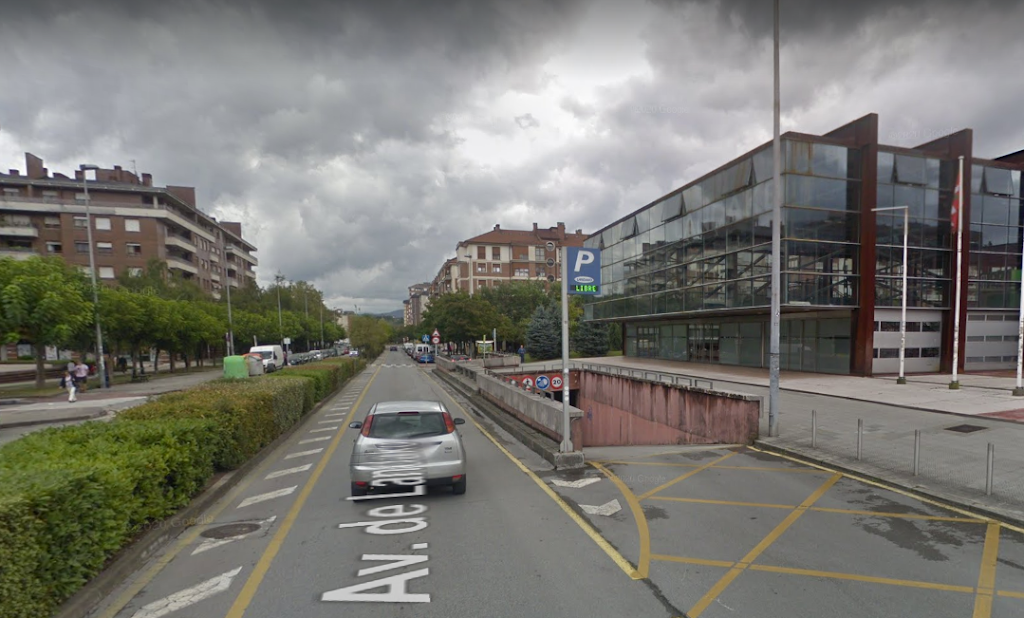 LANDAKO PARKINGA — Del propietario