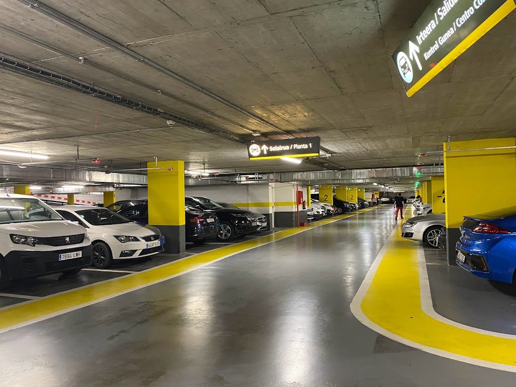Parking Plaza De Euskadi