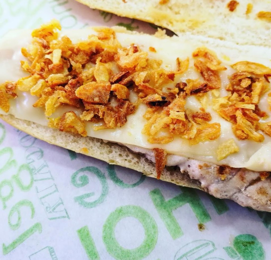 Nou Frankfurt Cardedeu — Comida y bebida