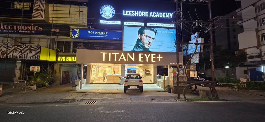 Titan Eye At M G Road Cochin