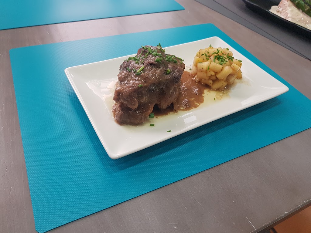 Cafeteria Cerveceria AVENIDA34 — Comida y bebida