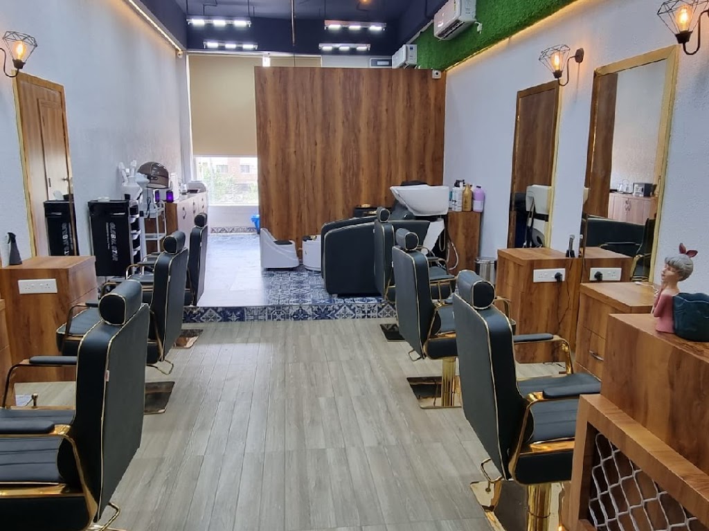 Pro Plus Smart Salon